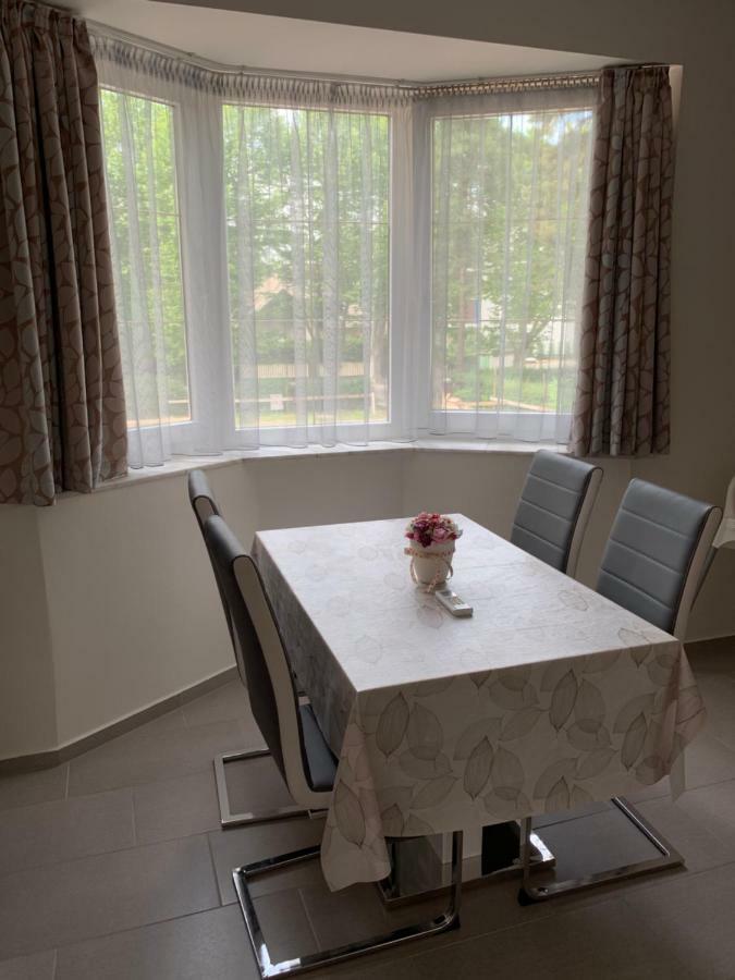 Katica Apartmanok Siófok Exterior foto